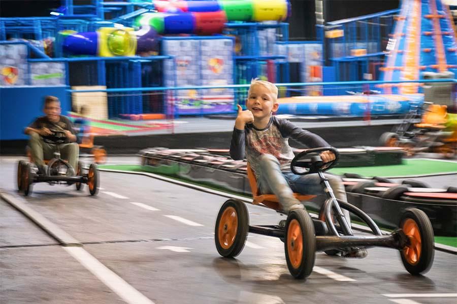 Indoorspeeltuin Jimmy's Speelparadijs + rolschaatsen bij Roller Planet in Amsterdam