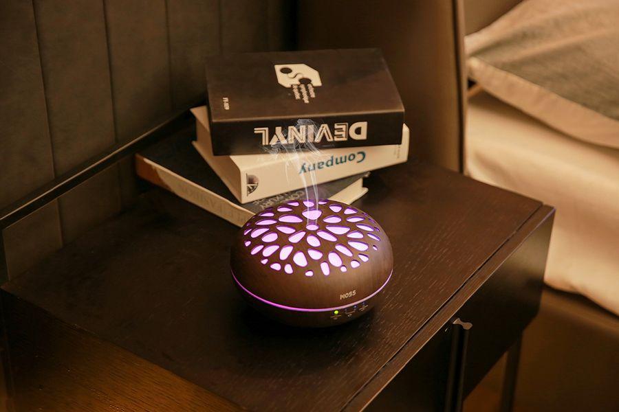 aroma diffuser donkere achtergrond