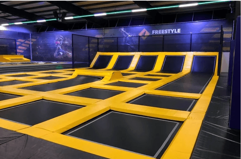 Entreeticket voor Jumpsquare Baarn (90 min.) incl. slushy